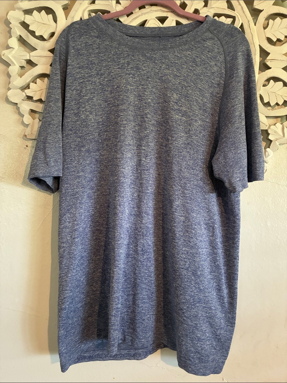 lululemon athletica Men's Heathered Navy Short-Sleeve Crew